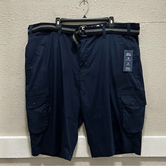Kenneth Cole Men's Mobility Tech Cargo Navy Shorts NWT With Belt Size 46 - Picture 1 of 7